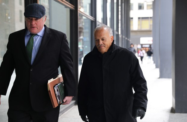 f8d50f05-3138-461f-80a4-75e0ed226f79 Indictment of Mob-Connected Chicago Businessman for Tax Evasion