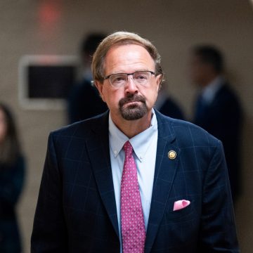 House Ethics Committee Recommends Censure for Representative Chuck Edwards