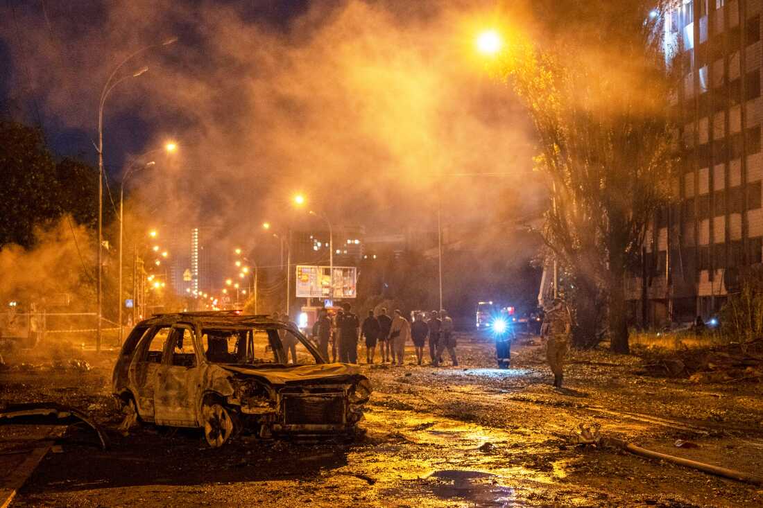 APTOPIX Russia Ukraine War Russian Missile Strikes Devastate Kyiv, Ukraine