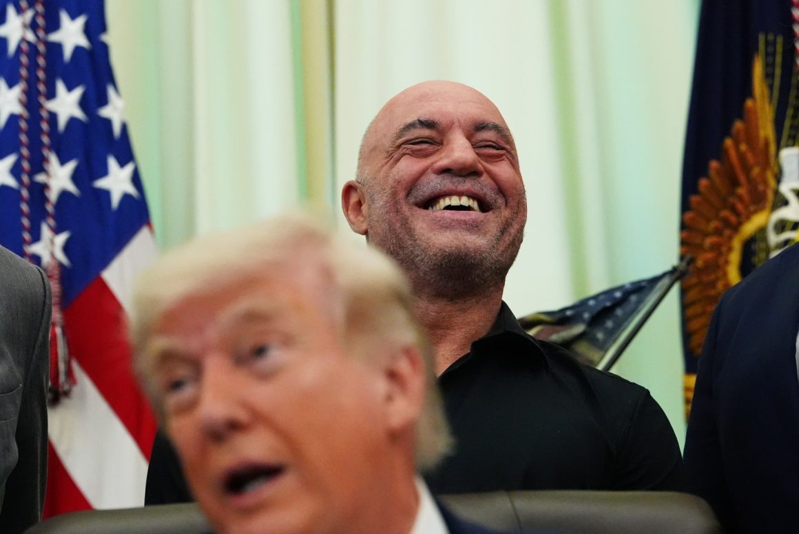 Joe Rogan Critiques U.S. Military Strategy Against Iran