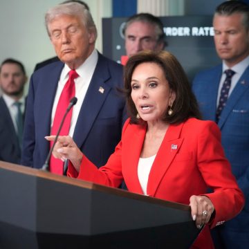 Trump Disagrees with US Attorney on Reflecting Pool Vandalism