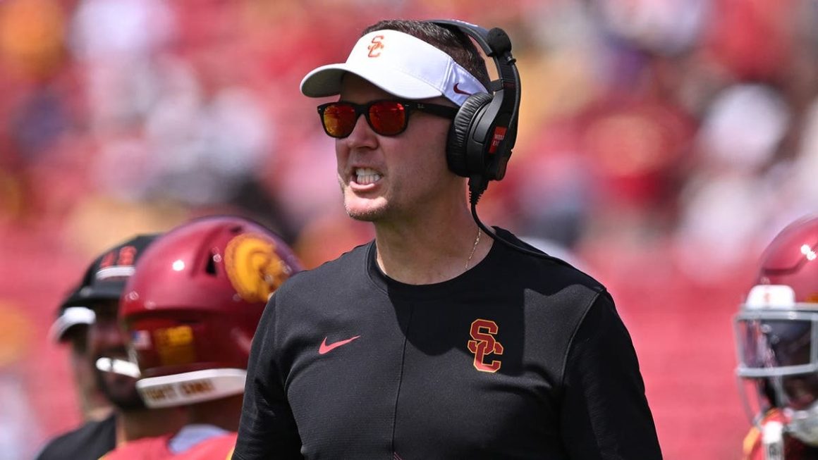 USC Trojans Start Season with Victory Amid Attendance Concerns