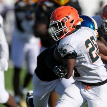 Jonsean Young’s Return Energizes Morgan Park’s Game