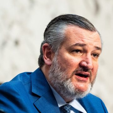 America’s Race with China in AI and Propaganda Concerns