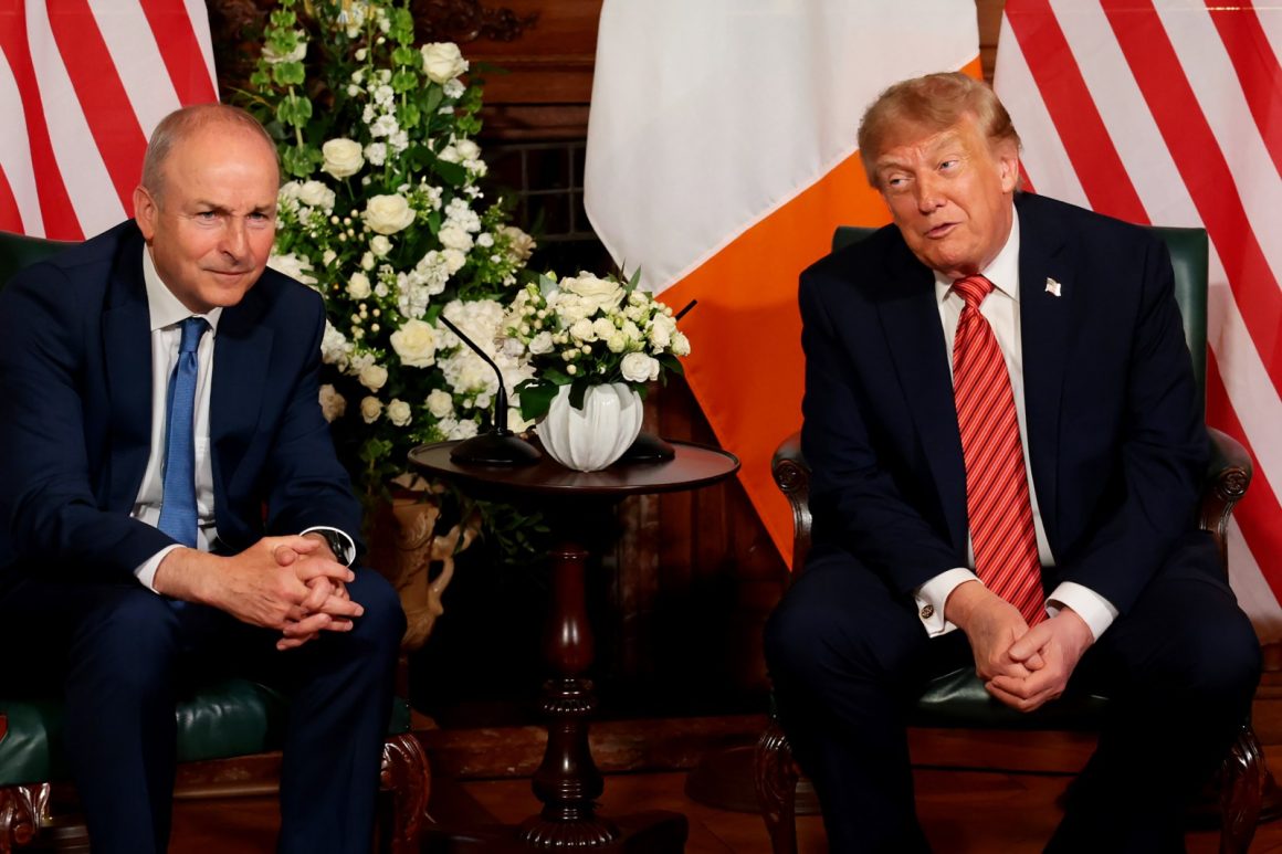 1040632a-14e2-411d-8c62-2a03bb986686 Trump Expresses Support for a United Ireland