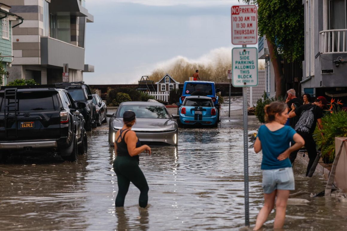 Alarms Raised Due to Intense Humidity and Heat in Southern California