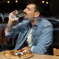 Solo Dining: Confidence or Loneliness?