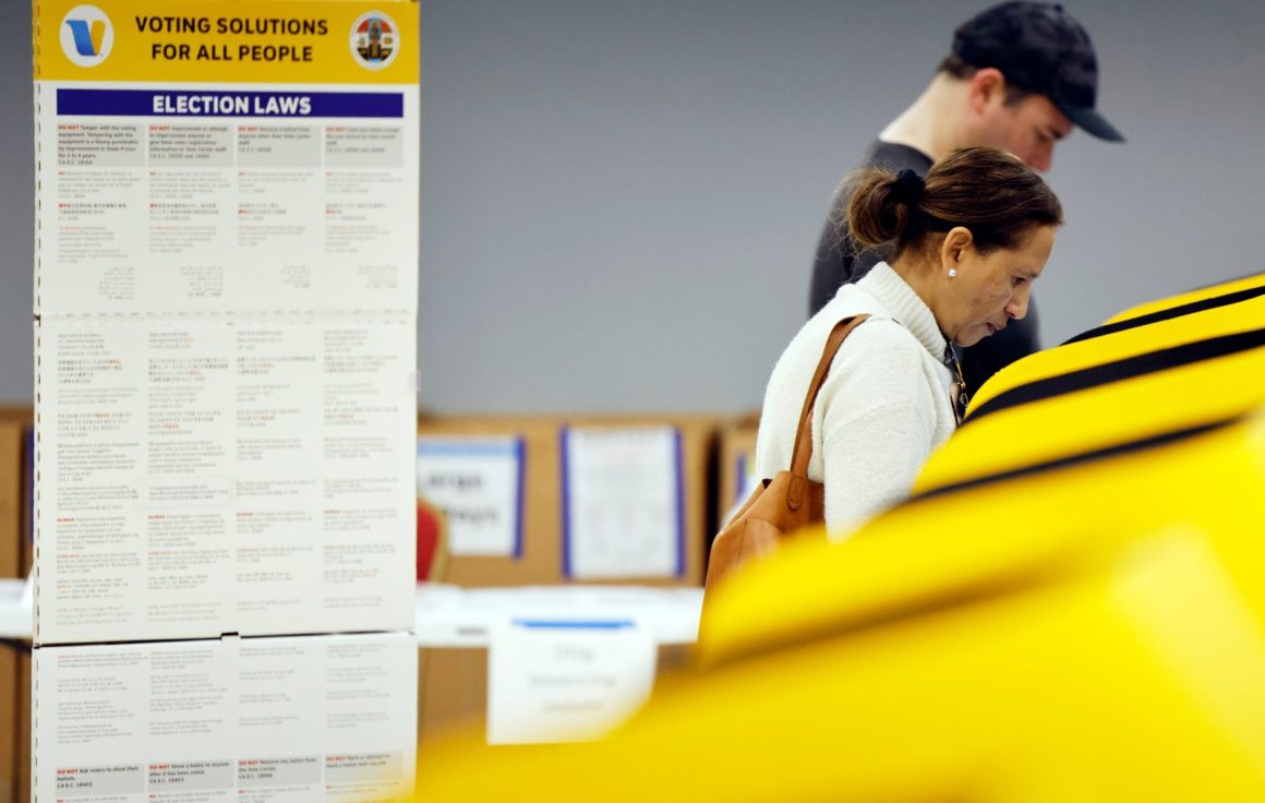 2d2d0f4a-fd11-457a-bb1b-11e5d2193a37 Debate Over Voter ID Rules and Citizenship Verification