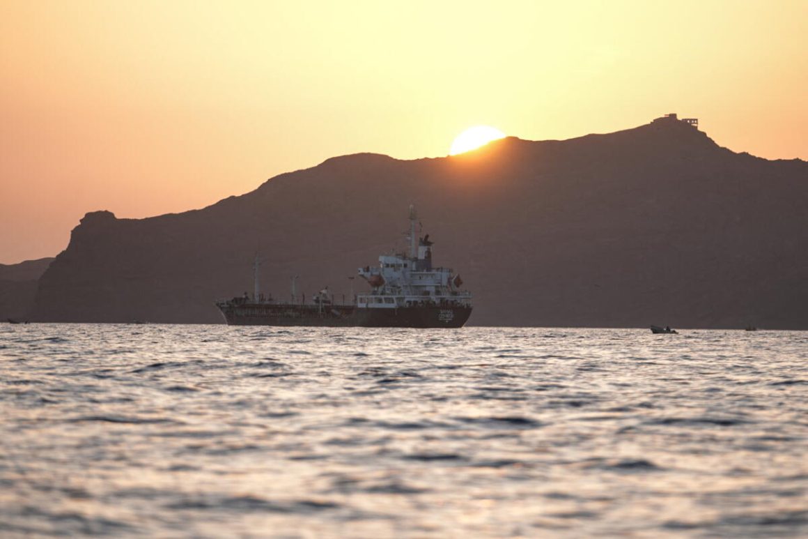 2effe679-e69d-48fa-97e6-fbe57eb24152 Strategic Significance and Power Struggles at the Bab el-Mandeb Strait