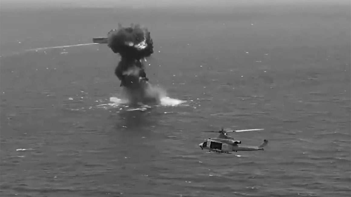 2f497e34-9f3f-421f-a98a-1087b738a90d U.S. Southern Command Sinks Vessel Linked to Drug Trafficking