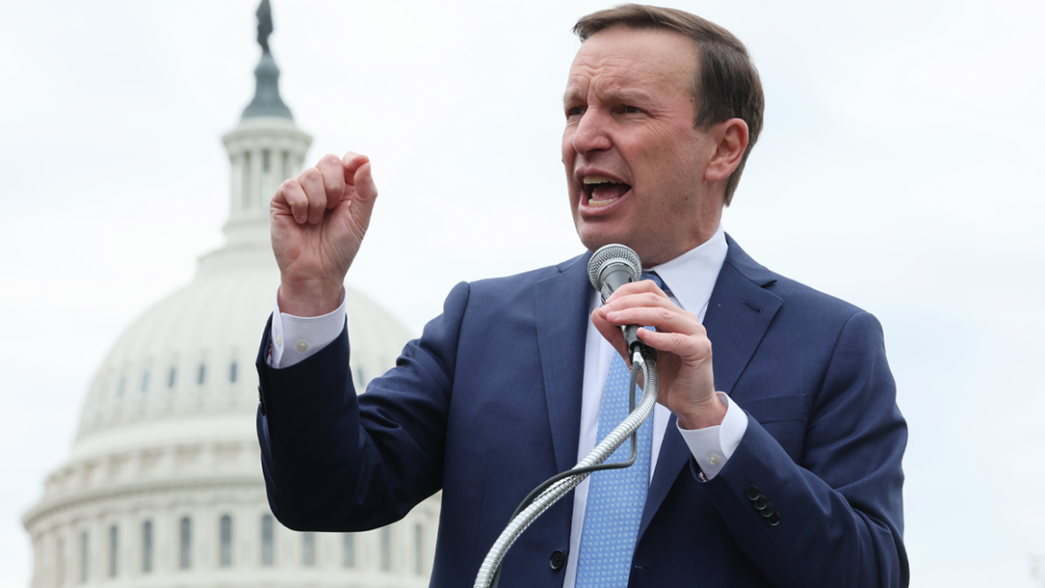 Sen. Murphy Advocates for Government Regulation of the Internet