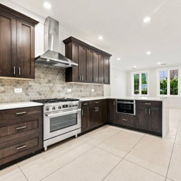 Exquisite 5-Bedroom Home in Edgewater with Rooftop Deck