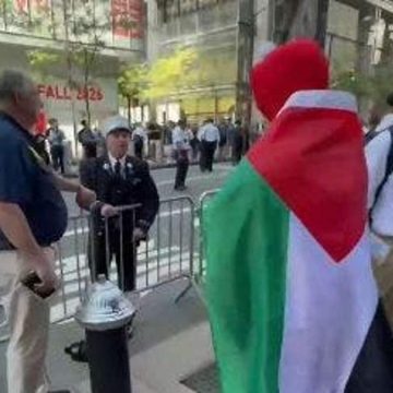 566d8240-e43a-49ea-82aa-3670fe52bfc7 Confrontation Near NYC 9/11 Memorial Raises Tensions