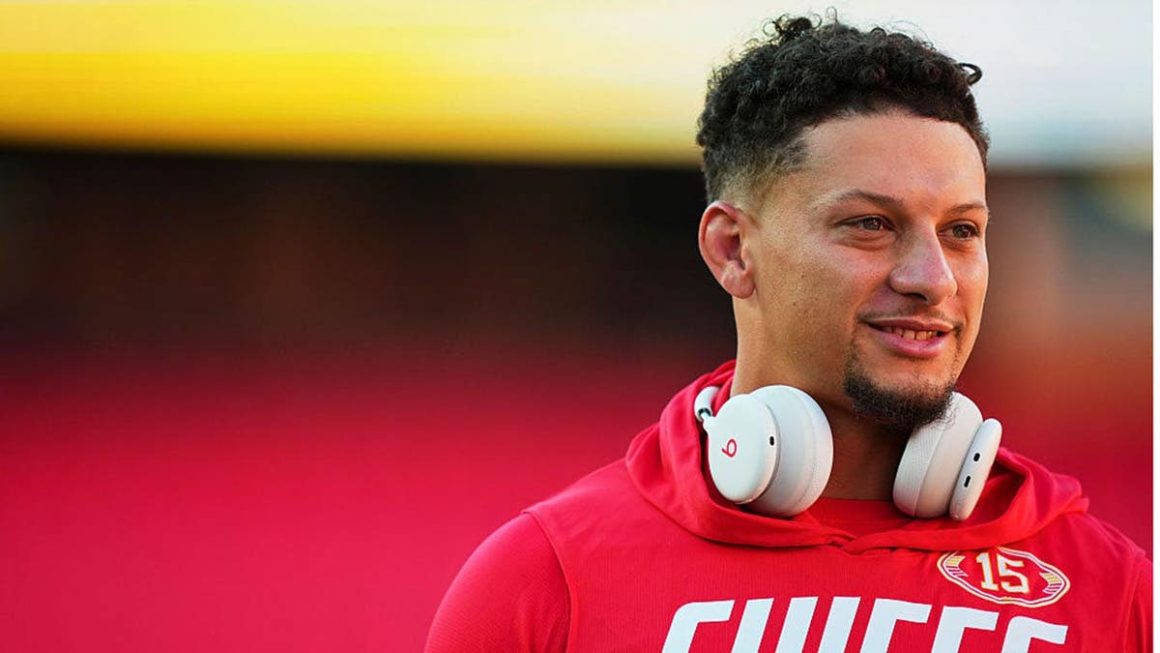 Patrick Mahomes Shines in 2026 Season Return for Kansas City Chiefs