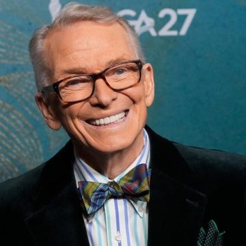 Legendary Designer Bob Mackie Passes Away at 87