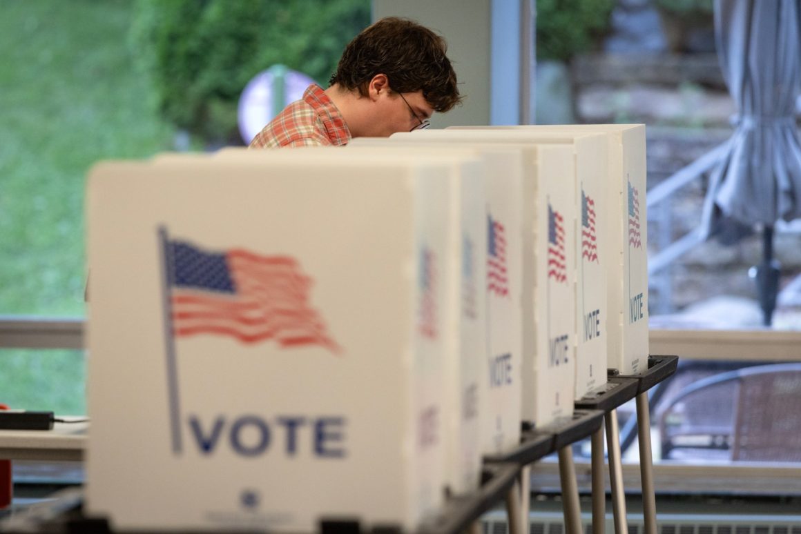 72846d29-c96d-48eb-b3ca-0f5df607de91 DHS Intensifies Efforts to Investigate Noncitizen Voting
