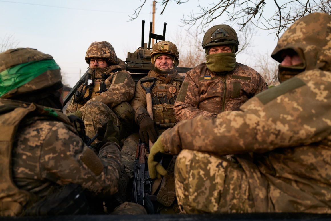 Ukrainian Forces Deceive Russian Command in Strategic Donetsk Counteroffensive
