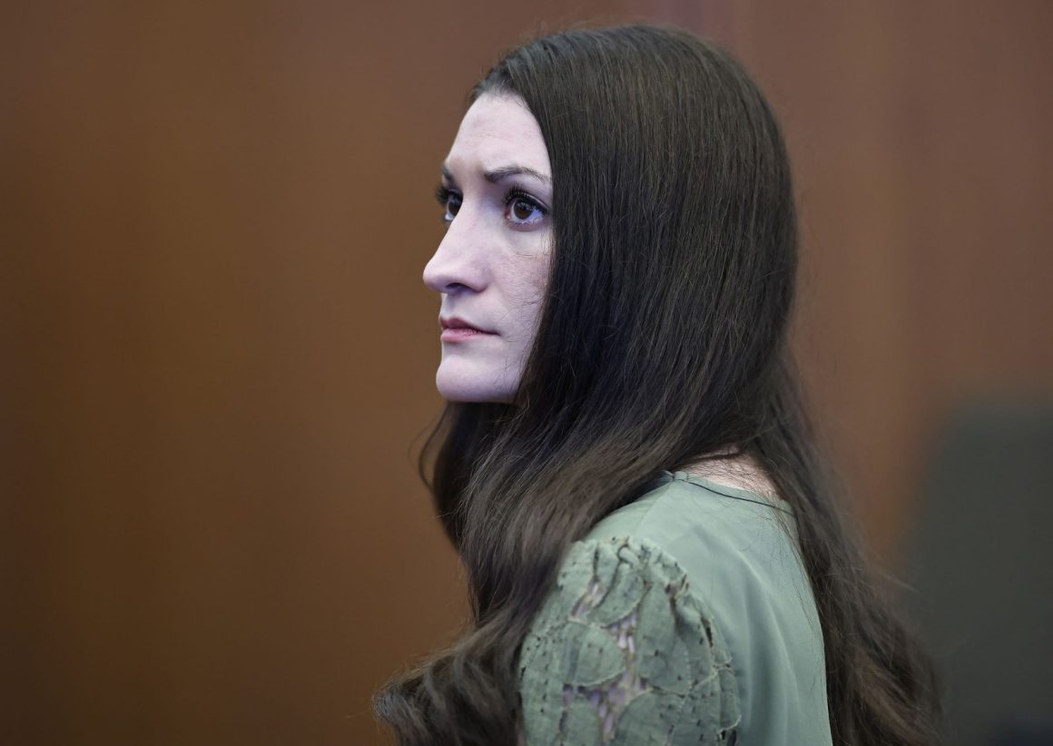 Juror’s Vote Blocks Acquittal in Clancy Trial