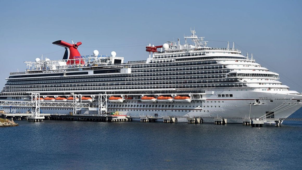 Carnival Cruise Incident: Passenger Jumps Overboard