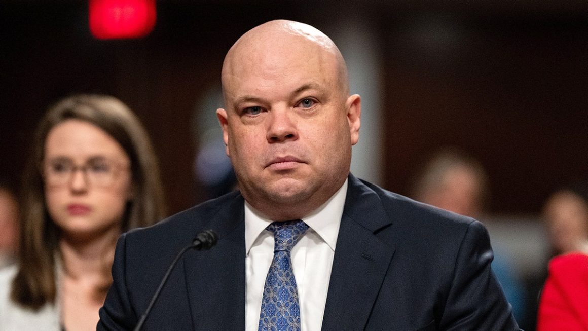 7dc2af8b-c2ff-40c1-b430-9d4c949cf637 Army Leadership Changes: Resignation and Appointments