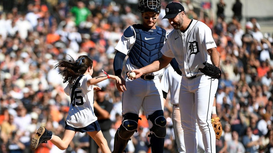 82272009-aca2-43c4-beda-5e05307006e2 Baseball Honors Tommy John and Bids Farewell to Justin Verlander