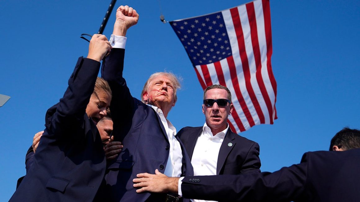 8abd6362-5c47-4d15-af3b-2c8506ed788f Trump’s Administration Challenges AP Over Iconic Photo Rights