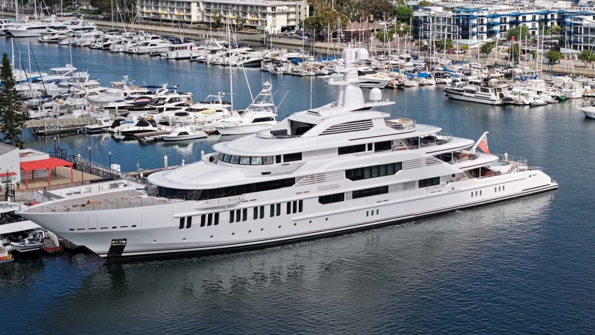 9a60d346-9959-4f8d-a251-1d6a9982daf1 J.K. Rowling’s Superyacht Samsara Docked in Los Angeles Marina