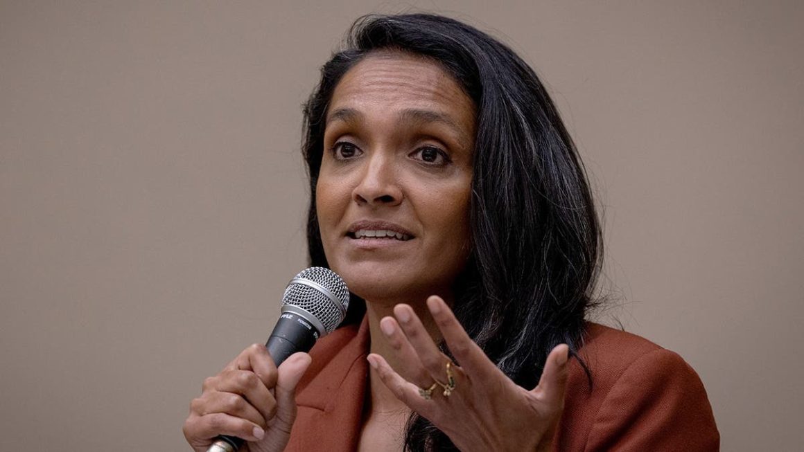 Debate Over English-Only Mandate in Head Start Programs