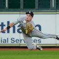 Chicago White Sox Secure Victory Over Houston Astros with Strong Performance from Sean Burke