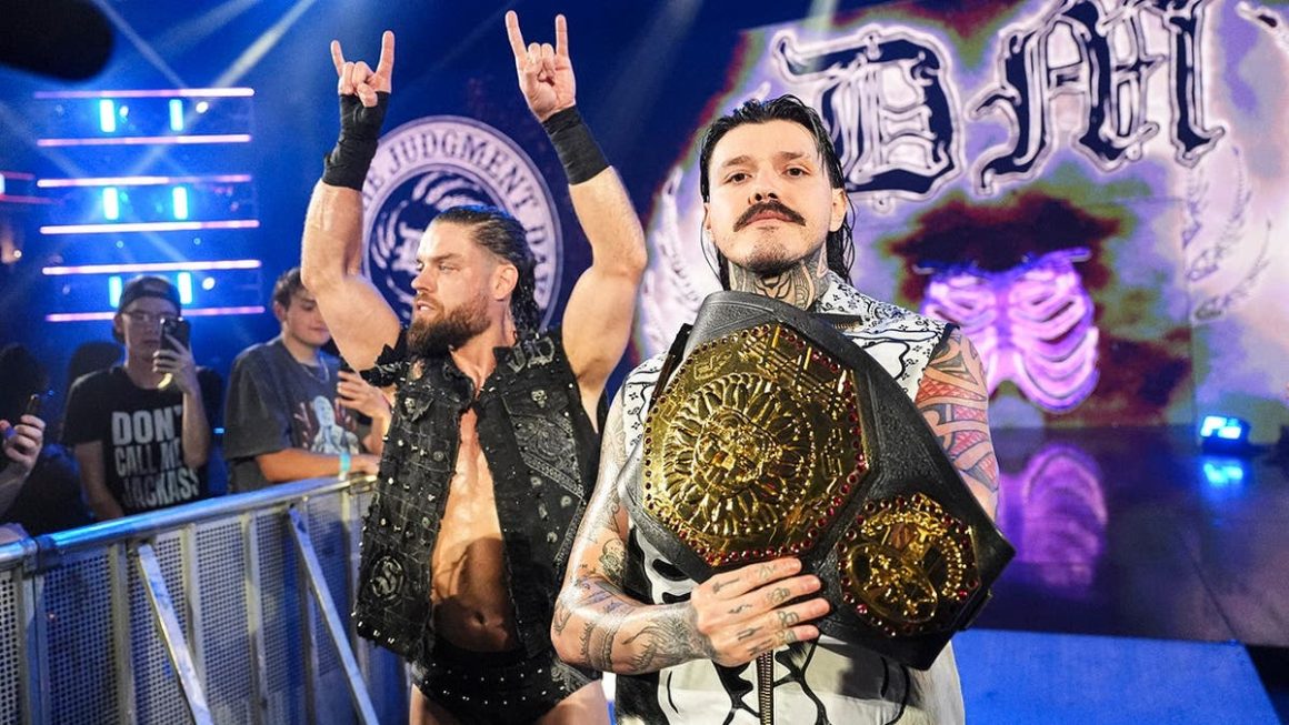 a2ed6ff9-250b-464c-a317-141da17bb646 Dominik Mysterio’s Dual Role at Triplemania 34