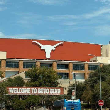 Texas Longhorns vs. Ohio State Buckeyes: Anticipated Showdown in Austin