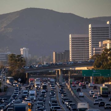 Changes to U.S. Fuel Efficiency Standards Spark Debate