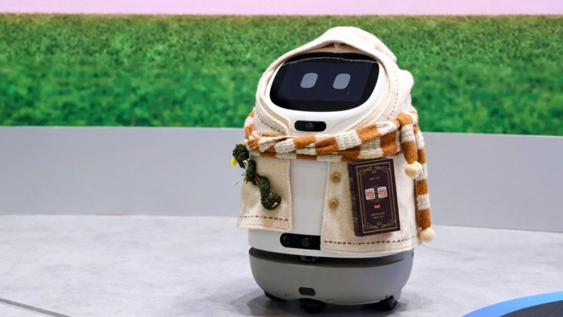 AI Robot for Senior Assistance: Doova’s Role in Independent Living