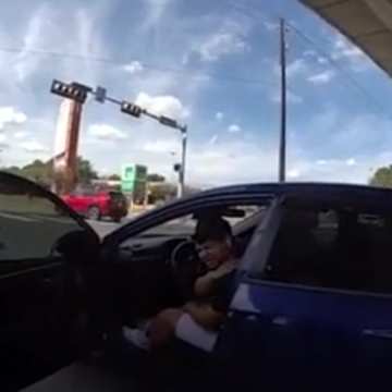 ac892372-d6d3-4ff2-994b-c0ec50a20724 Austin Police Release Bodycam Footage of ICE Shooting Incident