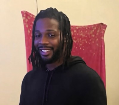 b138a46f-5566-424b-a0a9-64286f013f46 Six-Month-Old Dies in Single-Vehicle Crash in Chicago Suburbs