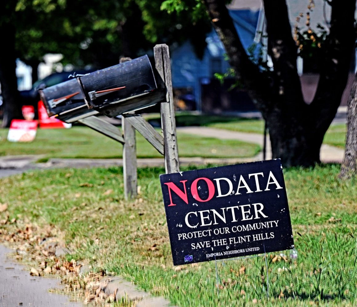 Kansas Cities Battle Citizen Petitions Against Data Centers