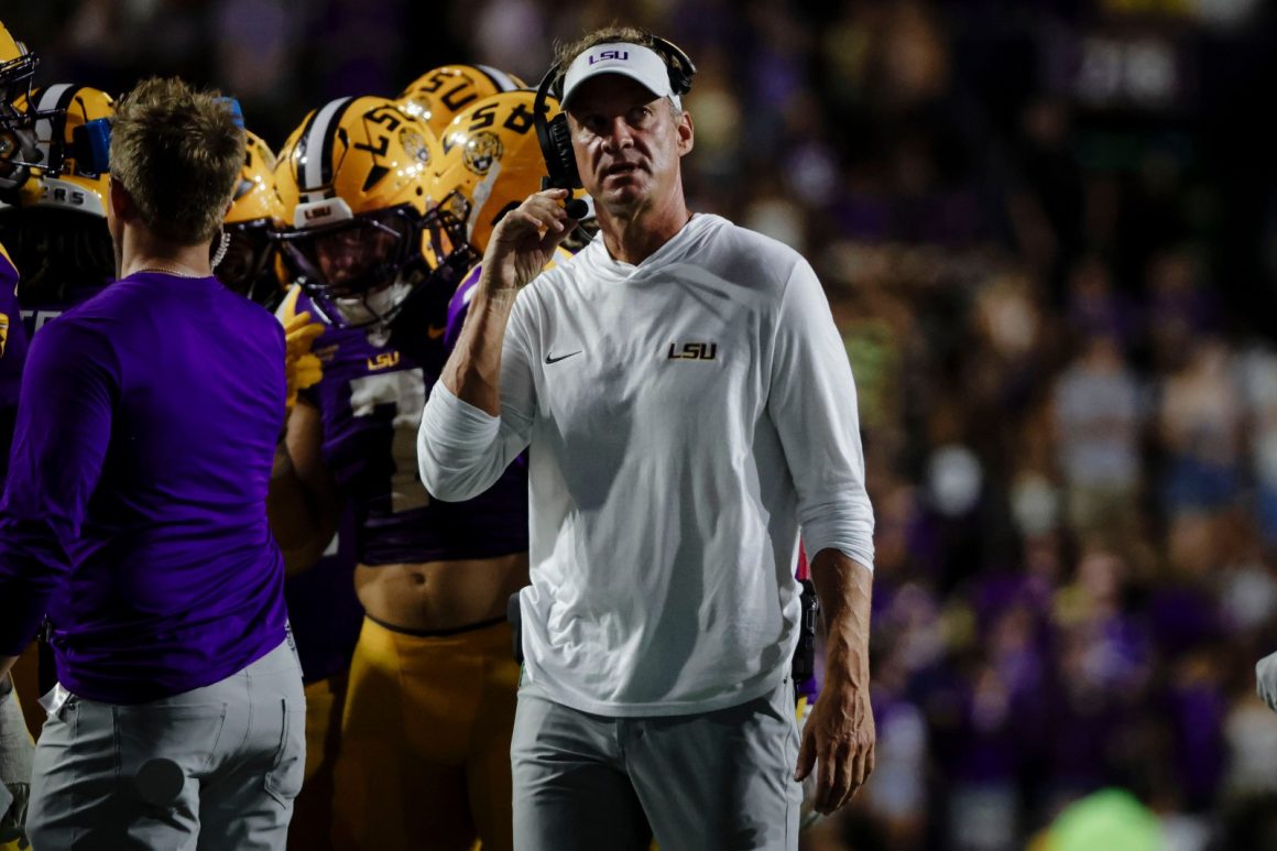 Ole Miss Fans React to Lane Kiffin’s Return in Emotional Game