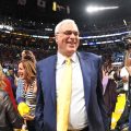 Phil Jackson to Receive Lakers Statue for Legendary Coaching Career