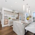Luxury Condo in Chicago’s Wacker Drive Offers Stunning City Views