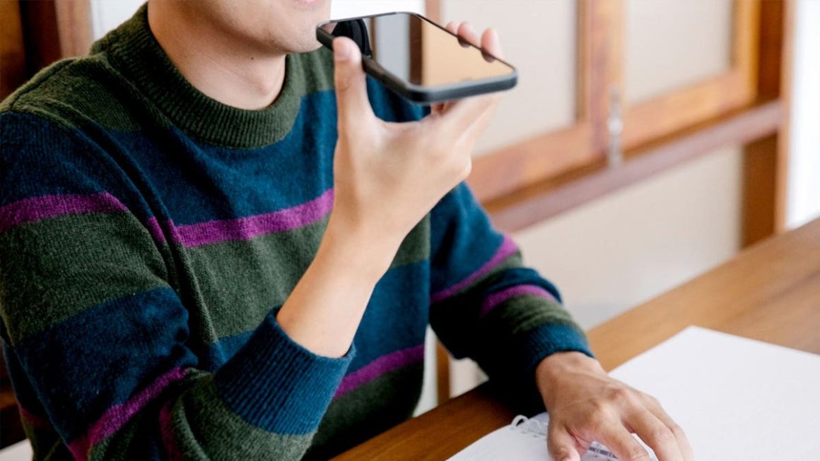 de14a17c-479e-47d9-97ff-1b443b112e0b Beware of Siri-Connected Scams: Protecting Your Finances