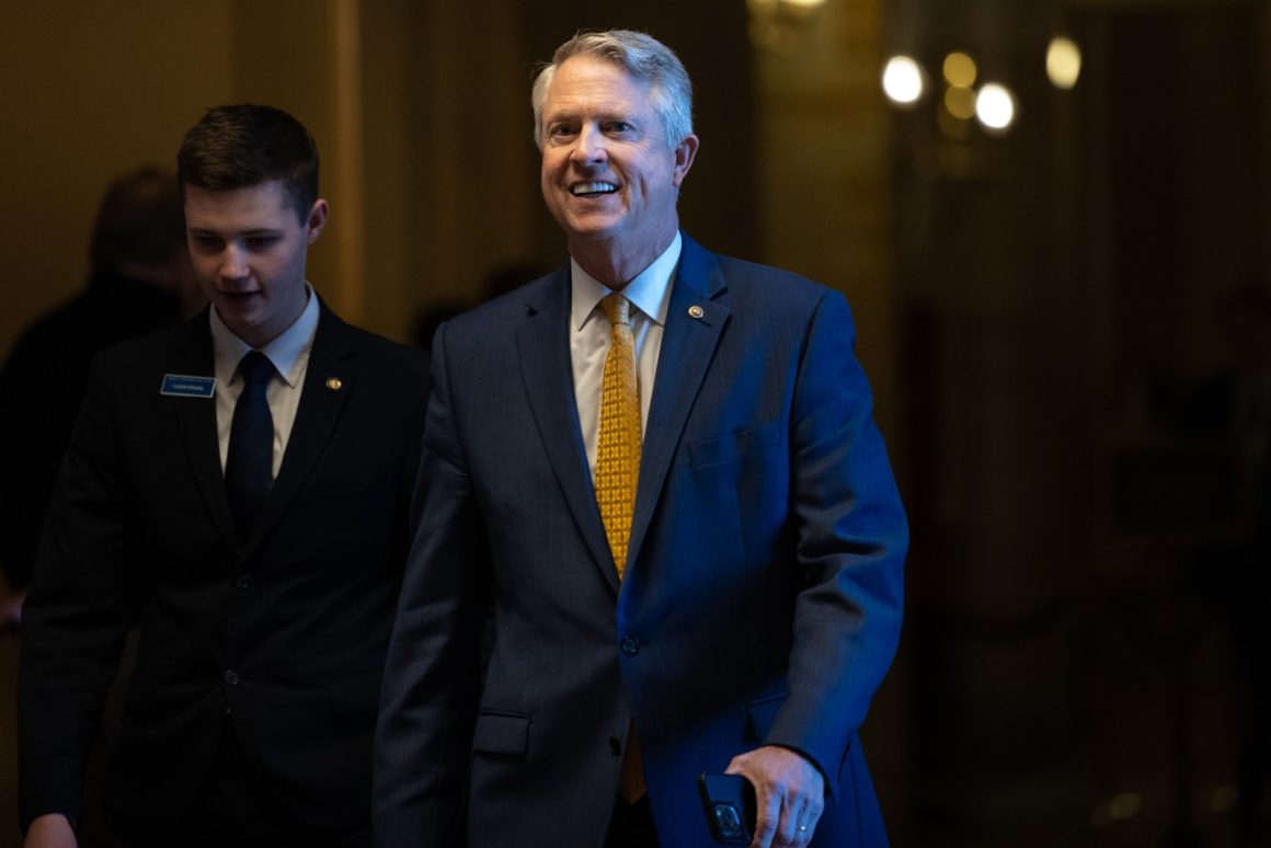 Kansas Senate Race: Roger Marshall Faces Tight Competition