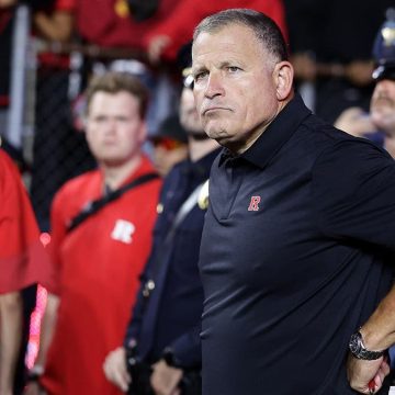 Rutgers Nearly Upsets USC in Thrilling College Football Game