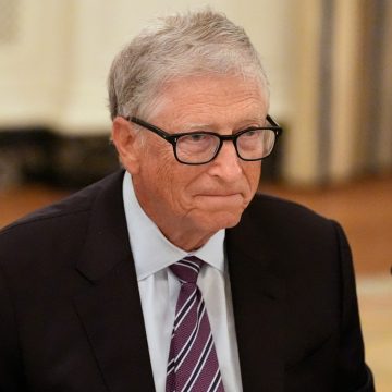 Bill Gates Urges Focus on Immediate AI Threats