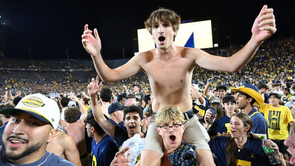 Controversy Surrounds Michigan’s Last-Second Victory Over Western Michigan
