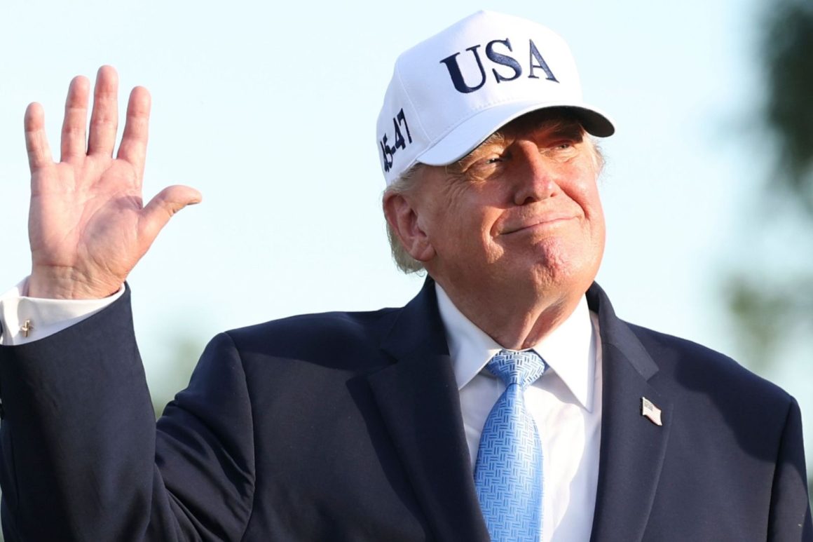 Trump Announces Mystery Address From Oval Office