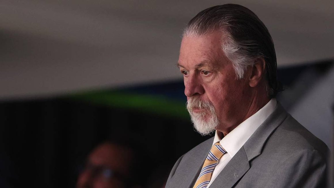 fce860cf-284f-4f71-a641-92e4c2929292 Barry Melrose: A Legendary Hockey Icon and Broadcaster Remembered