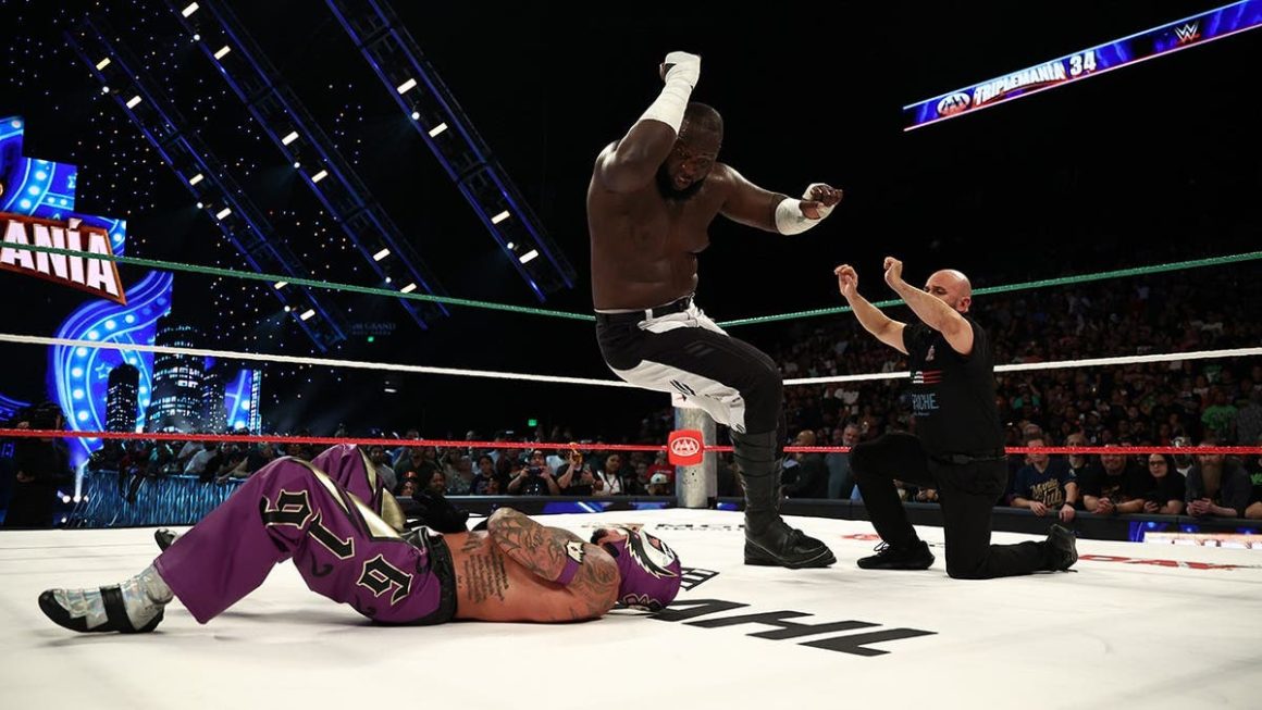 ff13196e-5a86-4a47-9952-8247c3ec7972 Omos Dominates Rey Mysterio at Triplemania 34 Night 1