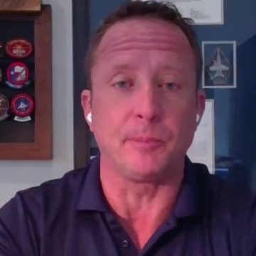 Expert Explains British Airways Flight’s Rapid Descent Due to Pressurization Issue