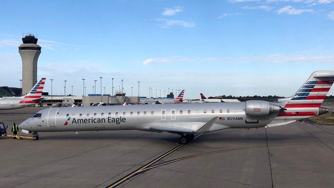 Emergency Landing of American Airlines Flight Due to Odor