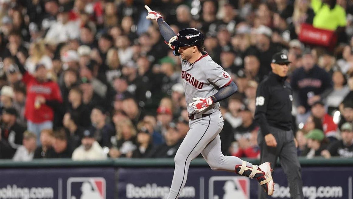 White Sox Fall Short in Game 4 Against Guardians